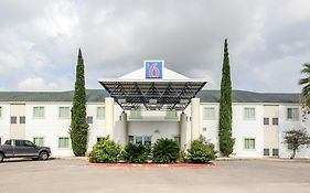 Motel 6 New Braunfels
